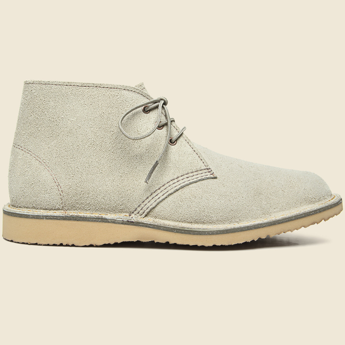 Weekender Chukka No. 3309 in White Sand Mojave featuring a classic chukka silhouette and durable construction.