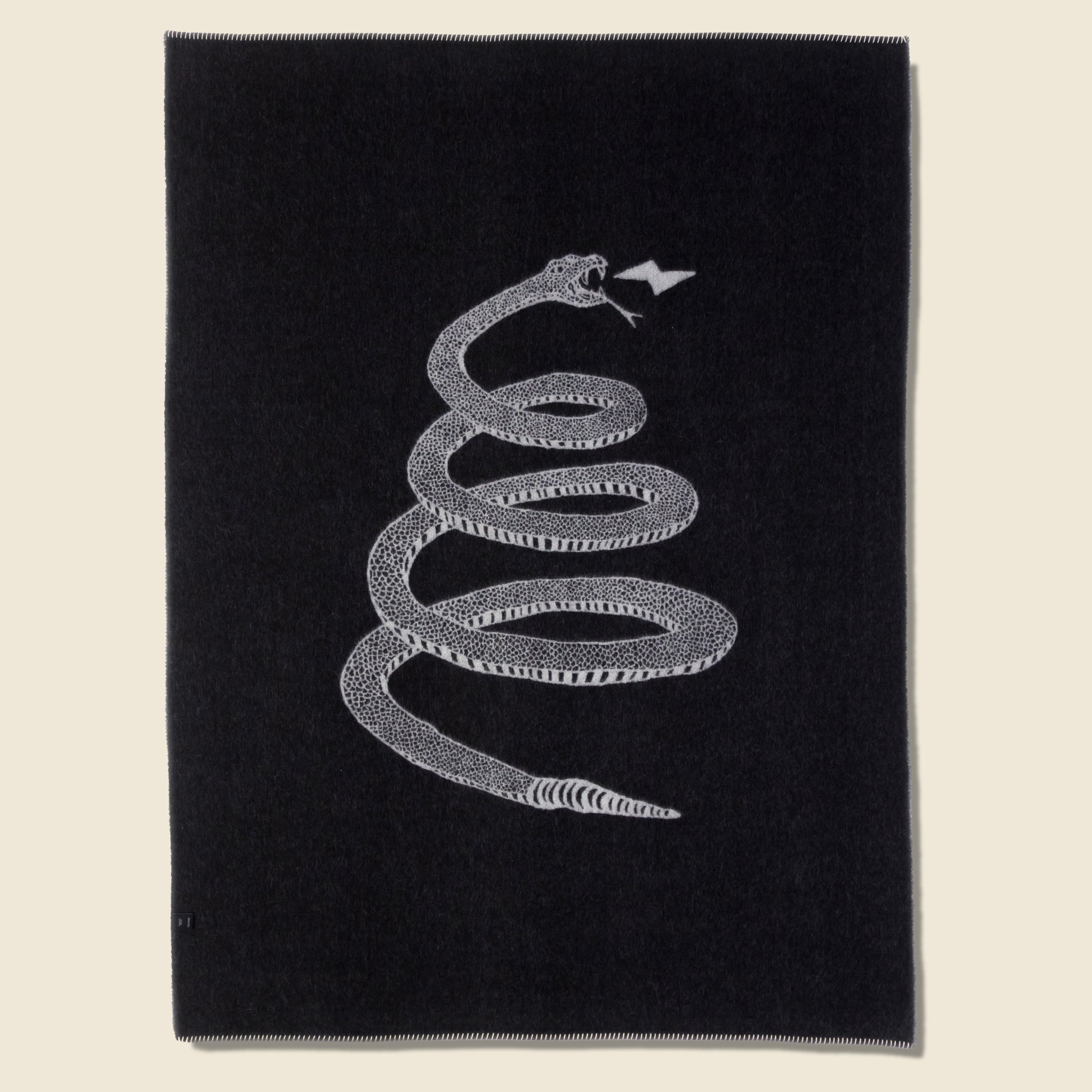 Peyote Throw - Ivory/Black - Blacksaw - STAG Provisions - Gift - Blankets