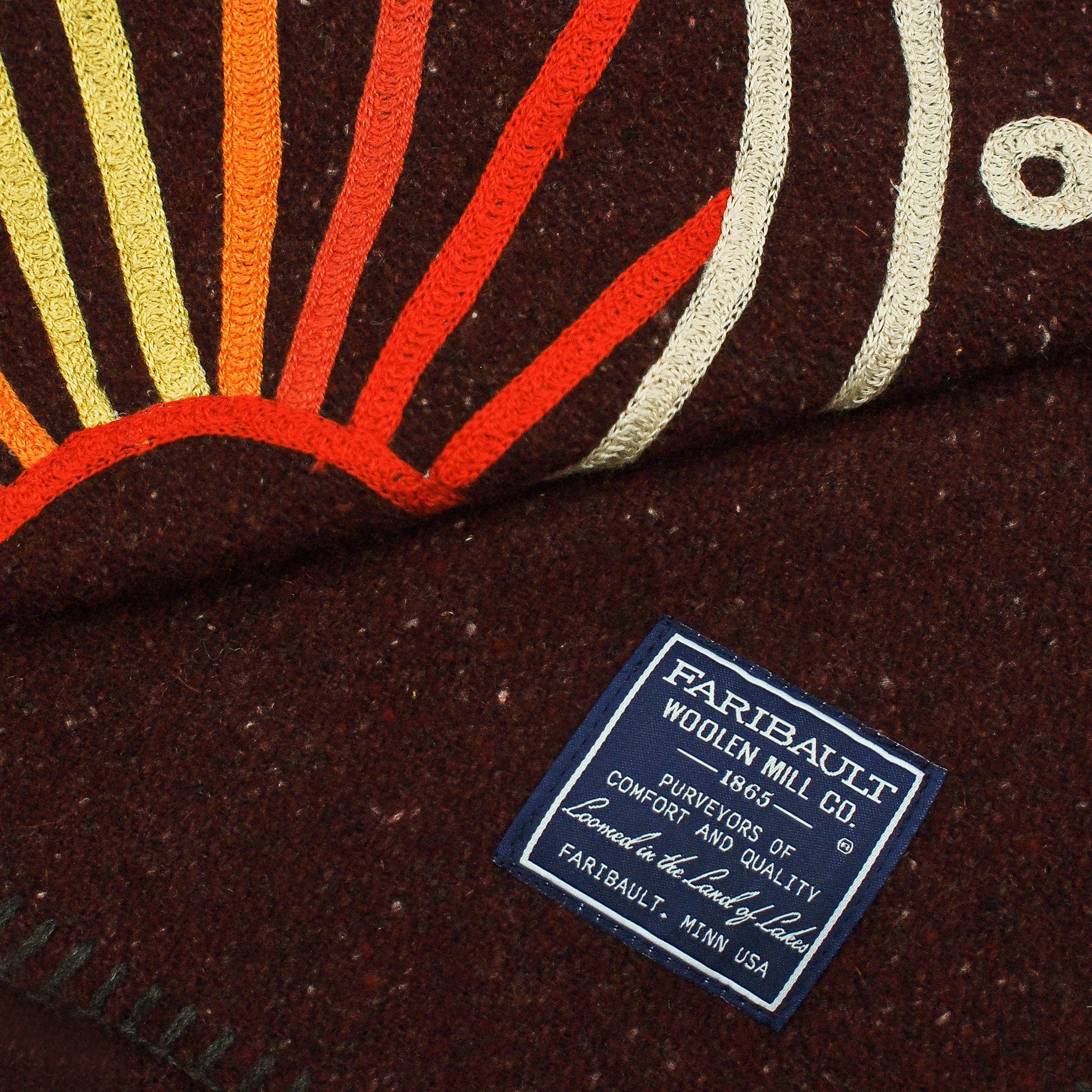 Wool Utility Blanket - Lucky Horseshoe, Red - Fort Lonesome - STAG Provisions - Gift - Blankets