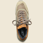 997 Sneaker - Tan/Brown - New Balance - STAG Provisions - Shoes - Athletic