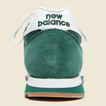 520 Sneaker - Forest Green - New Balance - STAG Provisions - Shoes - Athletic